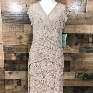 Elegant Scarlett Formal Dress